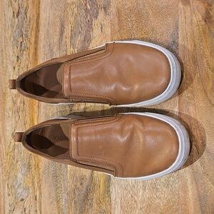 Vionic Tan Leather Sneaker
